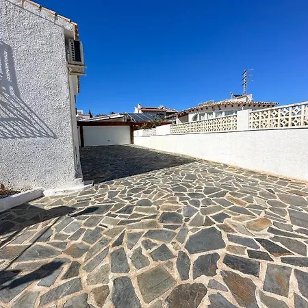 A020 - Acogedor Chalet Con Piscina Y Privacidad Holiday home *