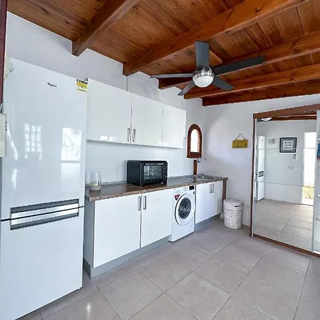 A020 - Acogedor Chalet Con Piscina Y Privacidad * Calp